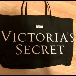 Victoria’s Secret Weekender Bag